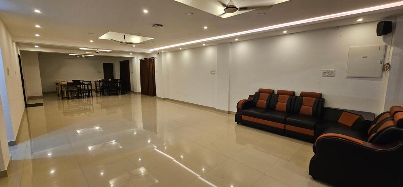 Blueway Residency Downtown Hotel Thiruvananthapuram Zewnętrze zdjęcie