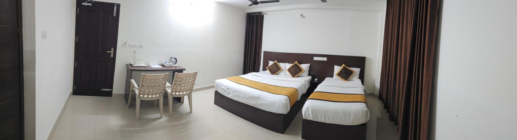 Blueway Residency Downtown Hotel Thiruvananthapuram Zewnętrze zdjęcie