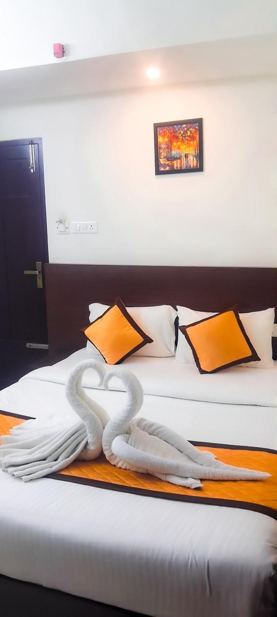 Blueway Residency Downtown Hotel Thiruvananthapuram Zewnętrze zdjęcie